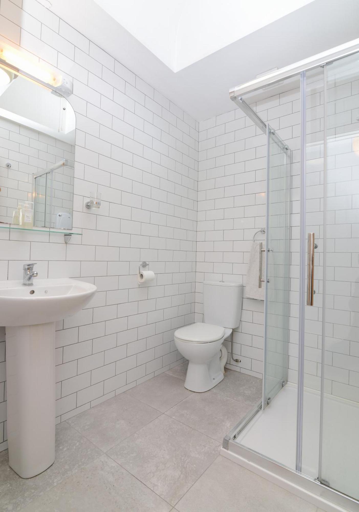 The Red Keep Fab Location - Two Bed - Two Bathrooms -Townhouse Galway Eksteriør billede
