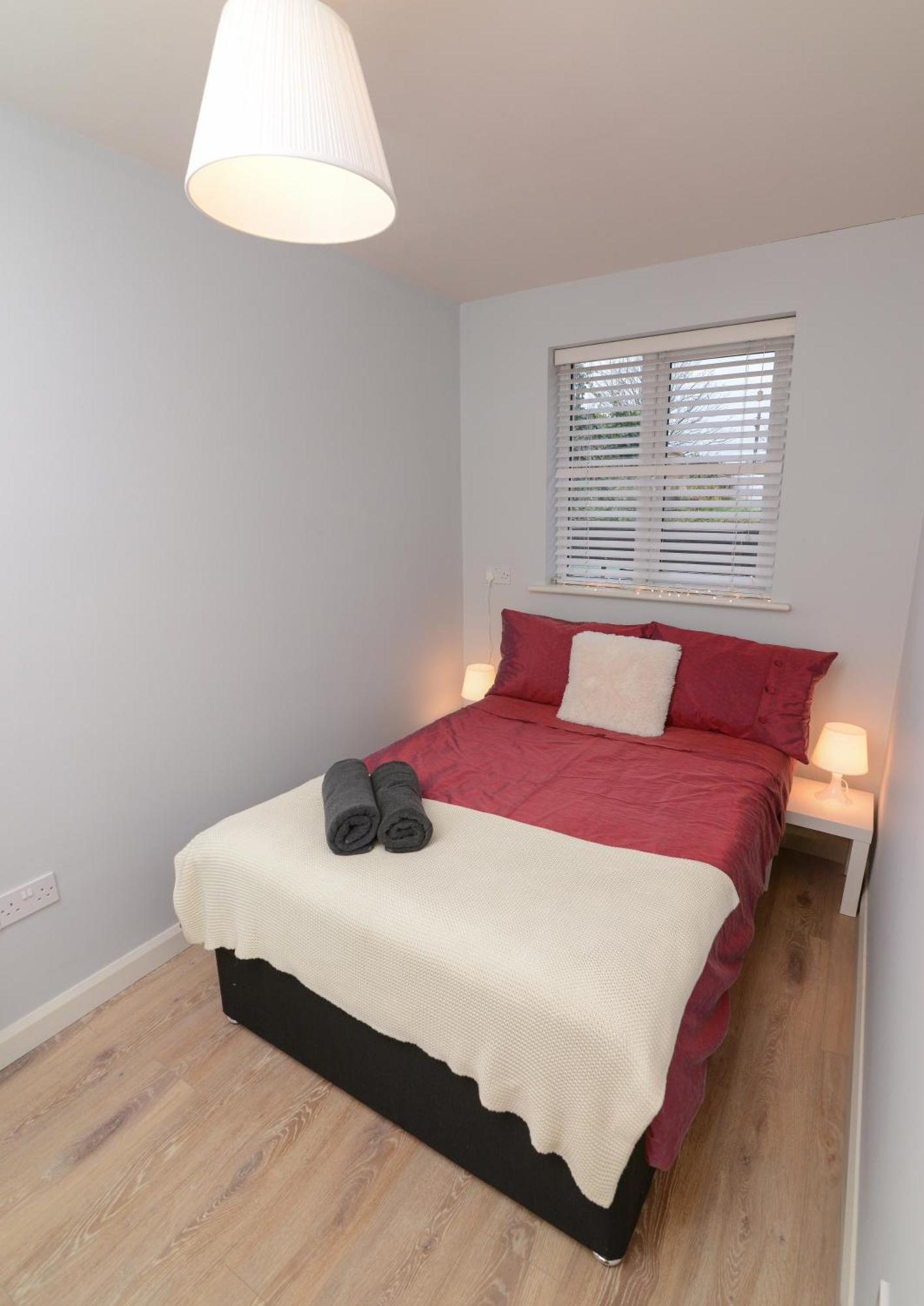 The Red Keep Fab Location - Two Bed - Two Bathrooms -Townhouse Galway Eksteriør billede